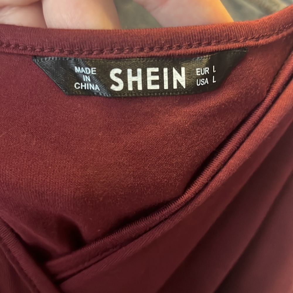 Shein Rhomper - Picture 3 of 3